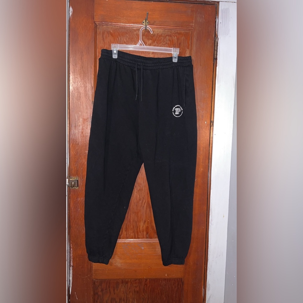 PINK Victoria's Secret Black Sweatpants with Relaxed Fit